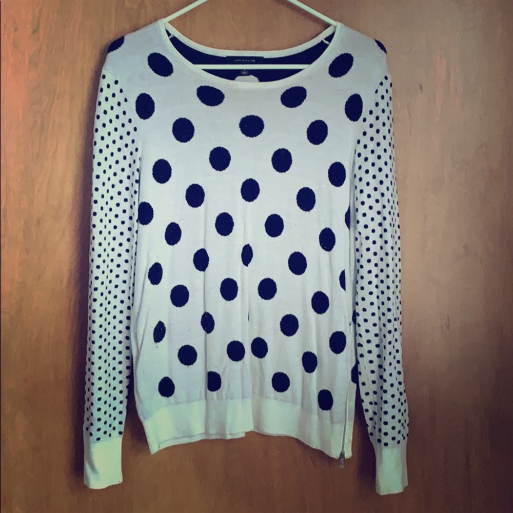 Fun dot sweater!